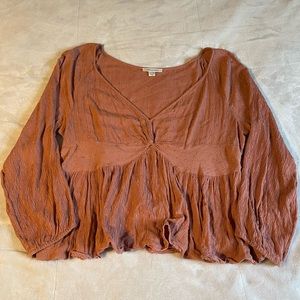 ✨American Eagle long sleeve top